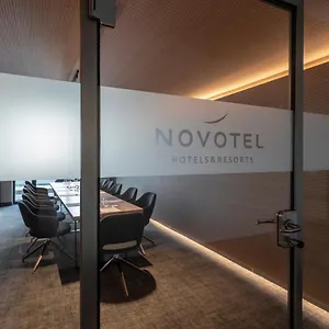 Hotel Novotel Airport ****